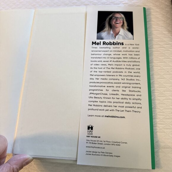 The Let Them Theory by Mel Robbins - Picture 5 of 7